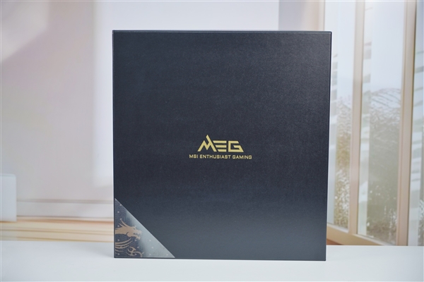 英特爾Ultra旗艦座駕！微星MEG Z890 ACE戰(zhàn)神主板套裝圖賞