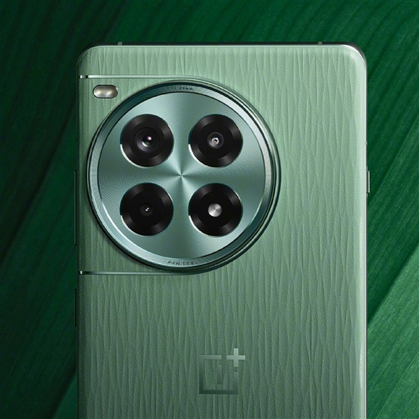 一加Ace 3 Pro上手：陶瓷質感手感絕了