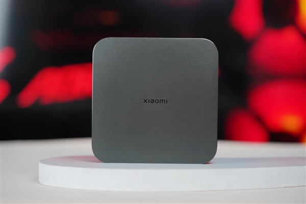 僅巴掌大小的桌面神器！小米迷你主機圖賞