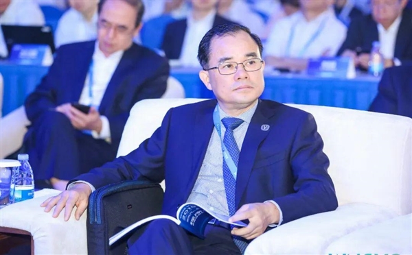 阿維塔CEO卸任！朱華榮親自掛帥 全力沖銷量