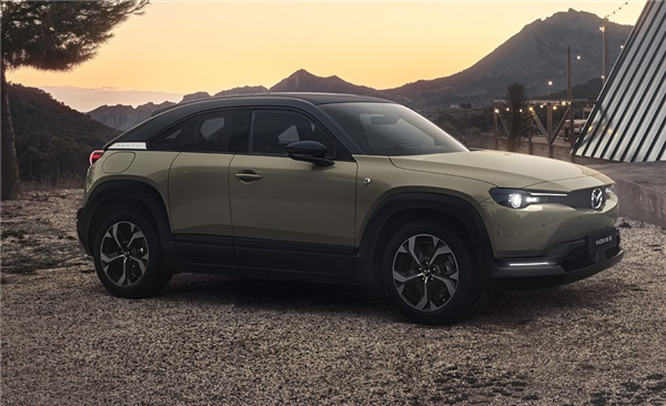 馬自達(dá)的電車得等到2027年？我有點(diǎn)繃不住