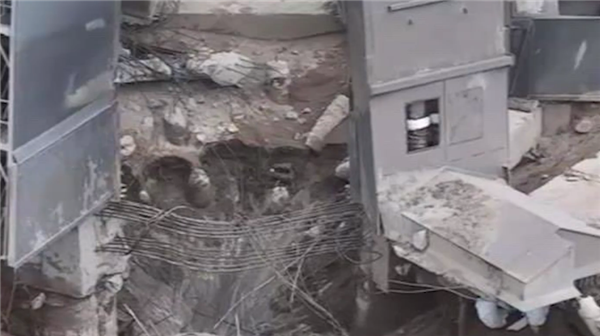 實(shí)拍“星艦”發(fā)射失敗后現(xiàn)場：發(fā)射臺(tái)報(bào)廢、地面影像設(shè)備盡毀