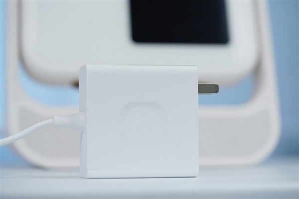 獨特翻轉設計！當貝D6X Pro圖賞