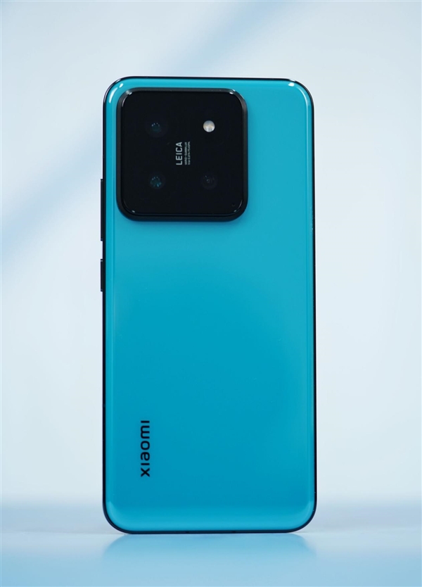 小米汽車同色！小米14、小米手表S3海灣藍(lán)定制版圖賞