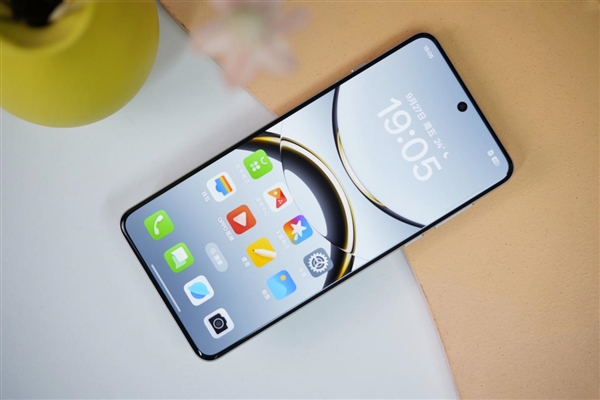 配備抓怕快啟鍵！OPPO Find X8 Pro圖賞