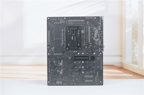 AI自動超頻！技嘉X870E AORUS MASTER超級雕主板圖賞