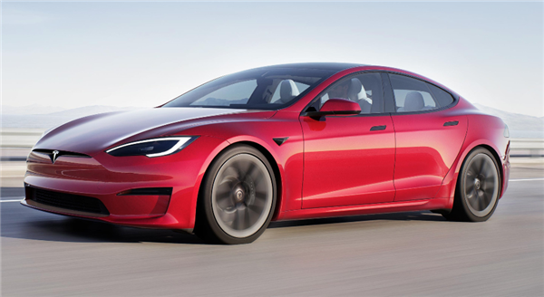 特斯拉自動(dòng)駕駛事故真實(shí)數(shù)據(jù)曝光 網(wǎng)友：誰(shuí)有點(diǎn)臉疼？