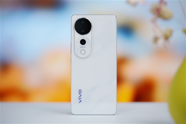 陶瓷般精致+云階鏡組！vivo S19 Pro圖賞