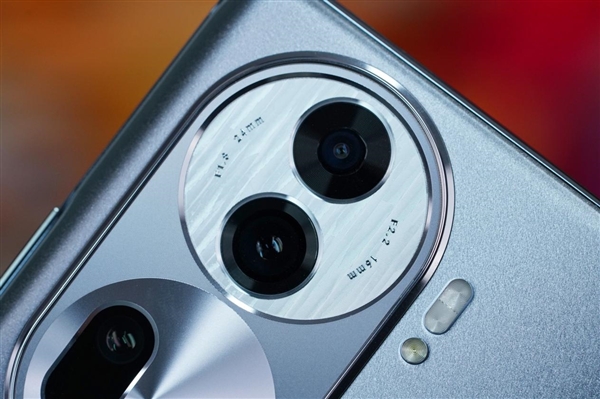 寶石圓盤攝像頭奪目！OPPO Reno11圖賞