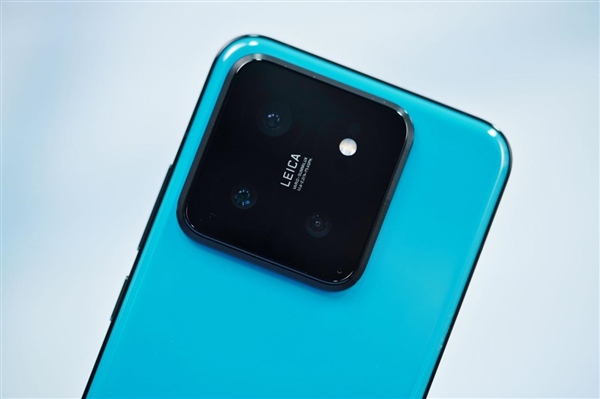 小米汽車同色！小米14、小米手表S3海灣藍(lán)定制版圖賞