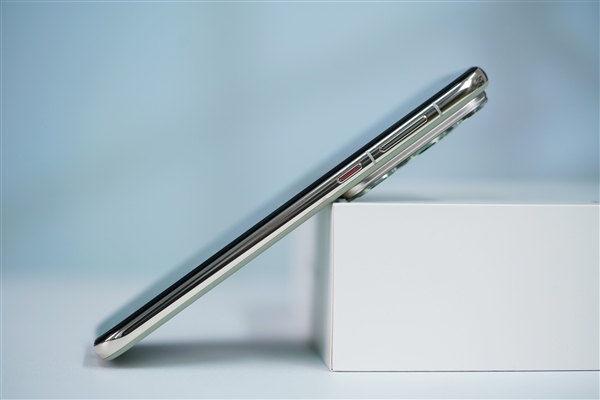 10999元！華為Pura 70 Ultra圖賞：伸縮攝像頭吸睛