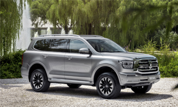 全新路虎發(fā)現(xiàn)運(yùn)動(dòng)上市 售38.98起 選它還是坦克500