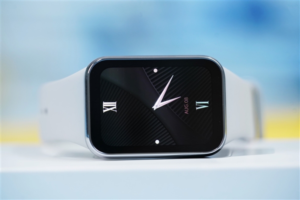 史上最大屏 幾乎媲美手表！小米手環(huán)8 Pro圖賞