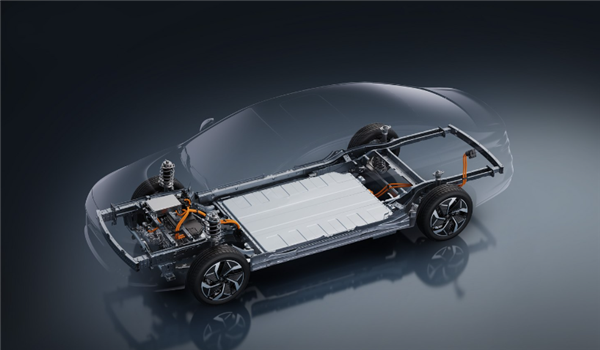 20萬內(nèi)全新選擇：華為鴻蒙車機(jī)加持 新款吉利幾何G6官宣