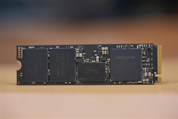 讀取7000MB/s！海力士P41 SSD圖賞