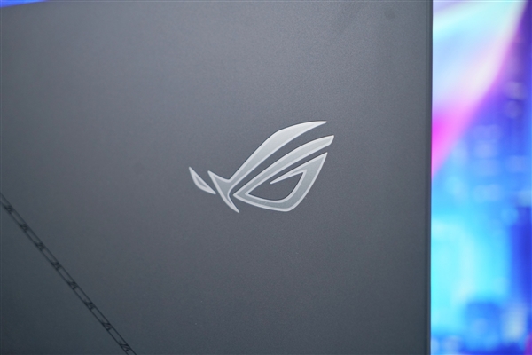 R9 7945HX3D+RTX 4090加持！ROG魔霸7 Plus超能版游戲本圖賞