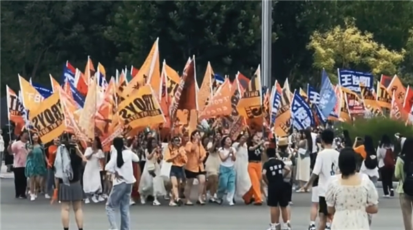 TFBOYS粉絲怎么跟考研老哥掐起來(lái)了？