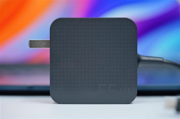 首臺酷睿Ultra筆記本！華碩靈耀14 2024 AI超輕薄本圖賞