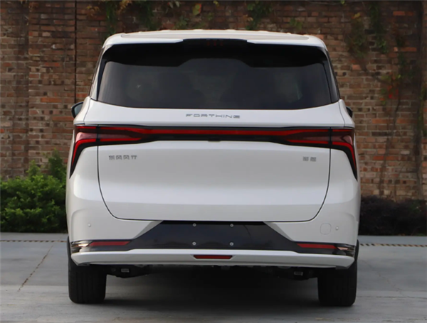 又一中大型MPV即將上市：東風(fēng)風(fēng)行游艇V9曝光 提供1.5T插混系統(tǒng)