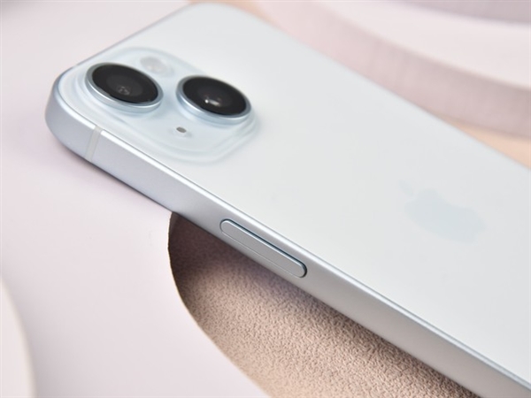 iPhone 15上手評(píng)測(cè)：沒了高刷的iPhone 14 Pro