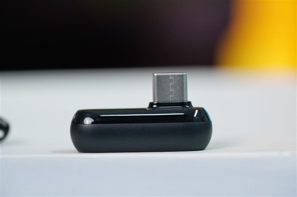 無線閃連延遲僅20ms！Redmi Buds 5 Pro電競版圖賞