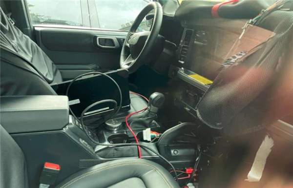 坦克300最強對手！國產(chǎn)福特烈馬內(nèi)飾曝光：完美還原海外版本