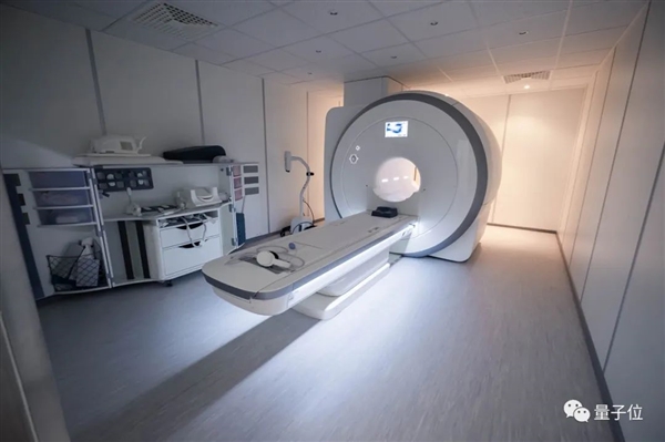 ChatGPT救命！4歲男孩3年求醫(yī)17位專家無果：大模型精準(zhǔn)揪出病因