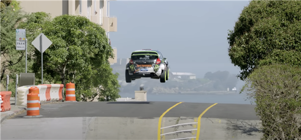 漂移大師“磚叔”驟逝：互聯網玩車鼻祖 一手打造車圈“春晚”