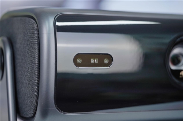 行業(yè)首創(chuàng)隔空指向遙控！當(dāng)貝F7 Pro投影儀圖賞