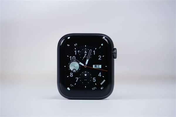 首發(fā)北極星定位系統(tǒng)！榮耀手表5圖賞