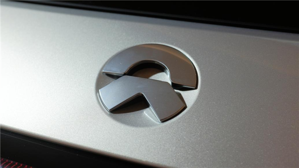 李斌開始瘋狂賣車！阿爾卑斯首款車明年上市