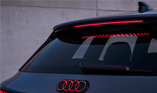 奧迪玩起智駕 這次憋了個大的