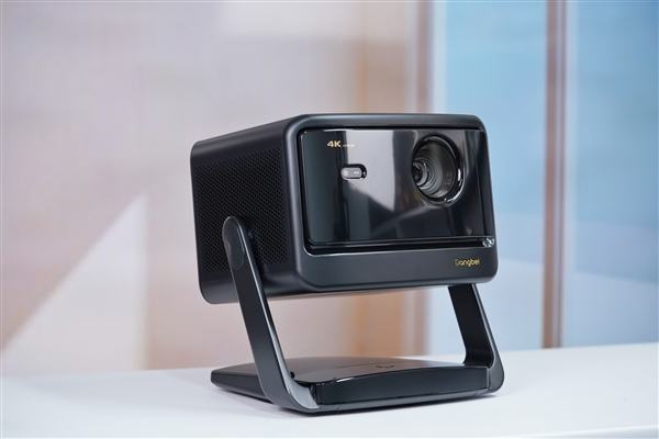 360°無死角旋轉(zhuǎn)！當(dāng)貝X5S Pro旗艦投影儀圖賞