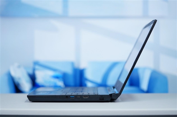 全新銳龍R7-8845HS！星影15 AI銳龍版2024游戲本圖賞