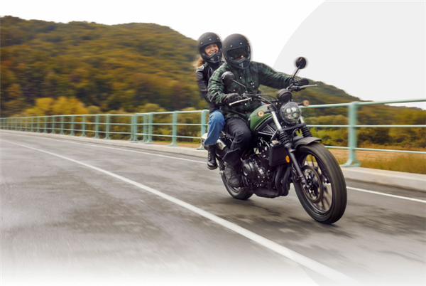 6.28萬！本田CL500復(fù)古攀爬摩托上市：高位排氣管超拉風(fēng)