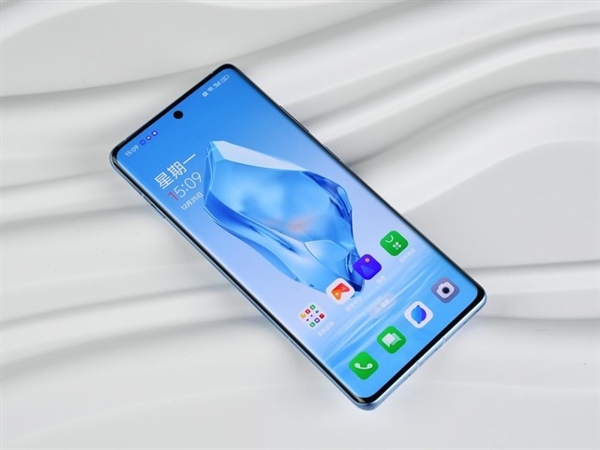 相差1700元！一加Ace 3與一加12詳細(xì)對比