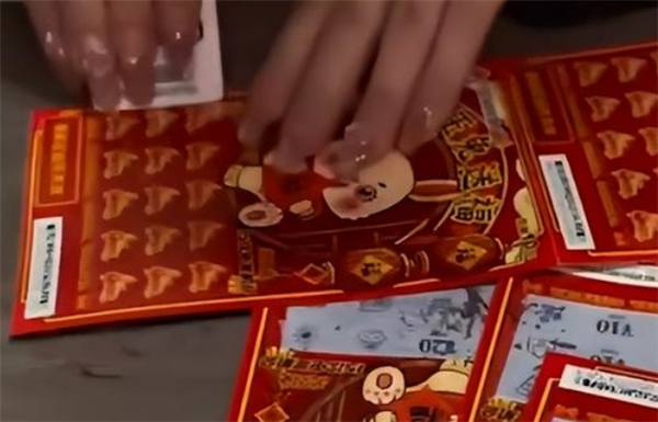 28歲女子沉迷刮彩票3個(gè)月負(fù)債25萬(wàn)：最大中過(guò)1000元、根本停不下來(lái)