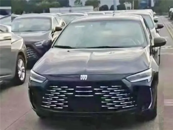 前臉史上最大變化！全新別克君威實(shí)車首度曝光：這外觀你給幾分？