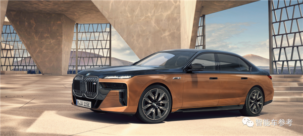 日本車、中國(guó)魂！豐田首款Robotaxi亮相進(jìn)博會(huì)