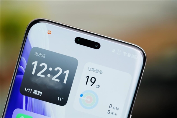 壓花素皮絕美！榮耀Magic 6 Pro流云紫圖賞