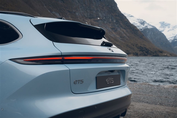 發(fā)布即爆火的ET5T：我們都“小看”蔚來(lái)了