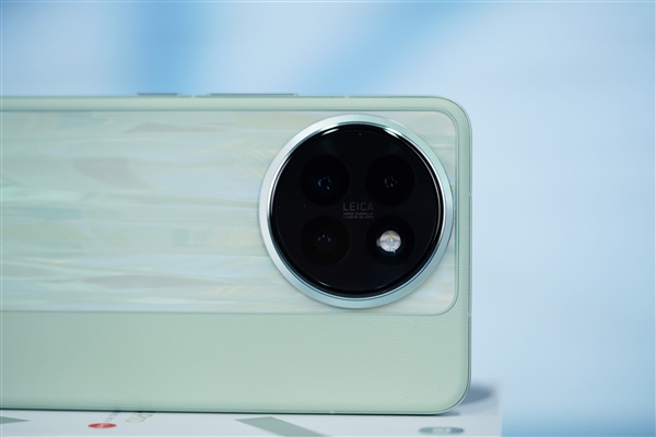 首發(fā)高通驍龍8s Gen3！小米Civi 4 Pro圖賞