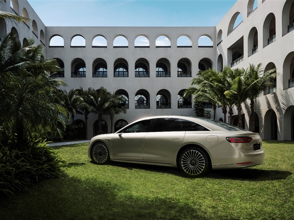 華為首款50萬級(jí)豪華旗艦轎車享界S9公示 華為9系雙旗艦誕生！