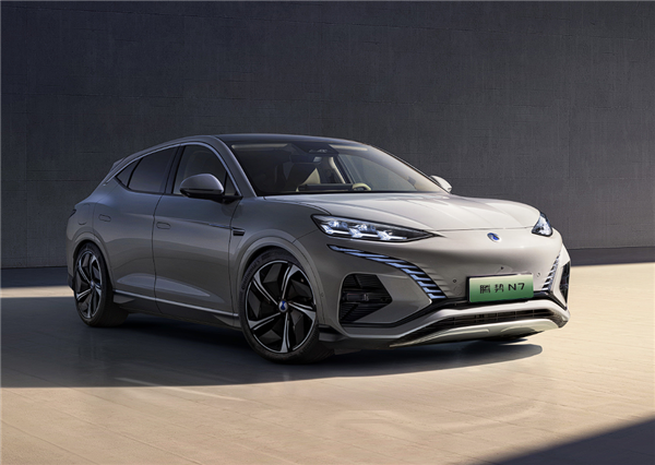 比亞迪趙長(zhǎng)江：騰勢(shì)N7上市一個(gè)月、友商三款純電車相繼降價(jià)