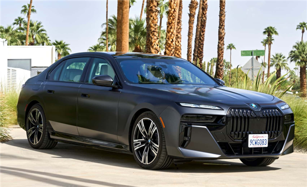 理想豐滿現(xiàn)實骨感！保時捷宣布放棄2030年電動汽車銷量目標(biāo)