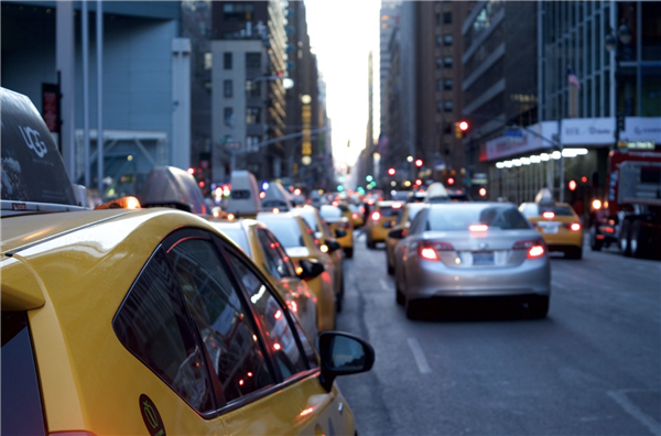 開辟全新戰(zhàn)場(chǎng) ！高通正式官宣：將為奔馳寶馬提供車載芯片