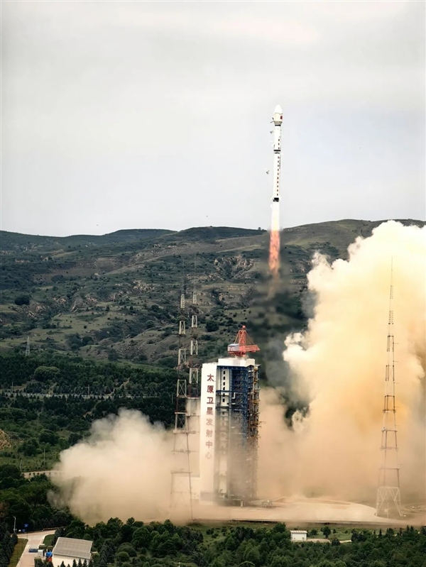 第528次！長(zhǎng)四乙火箭成功發(fā)射高分十一號(hào)05星：國(guó)土普查用的