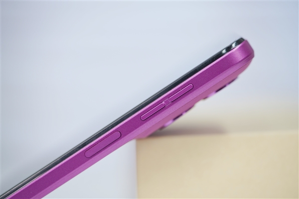 千元就能享有納米皮！moto g55霞光紫圖賞