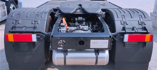 爬坡?lián)Q擋不中斷、動力不衰竭！長城自研智卡電驅(qū)橋下線：電機(jī)效率高達(dá)97%