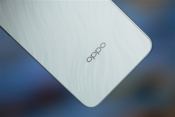 雙面抗摔耐磨！1599元OPPO A3山澗綠圖賞